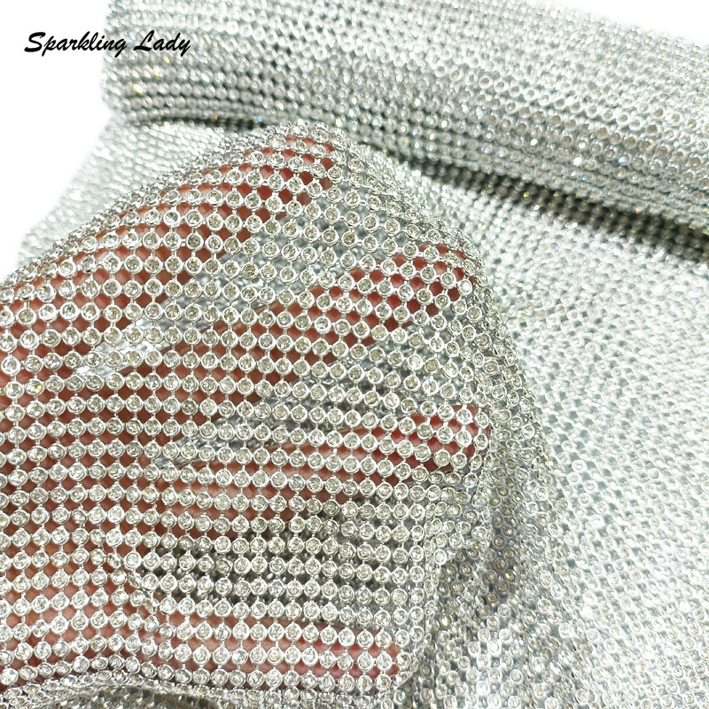 ผ้าตาข่ายโลหะประดับคริสตัลอะลู - Crystal Mesh Fabric บทวิจารณ์และราคา